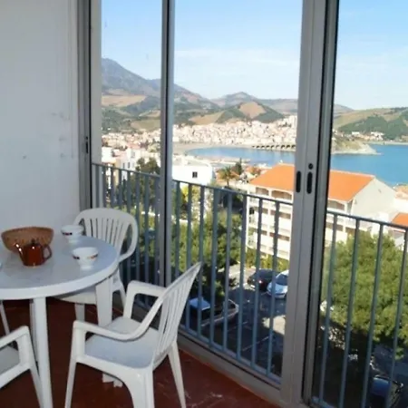 Apartamento Castell Bear 1 *