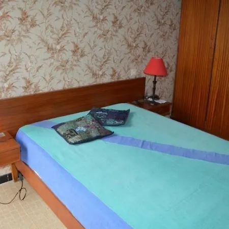 Castell Bear 1 Apartamento *